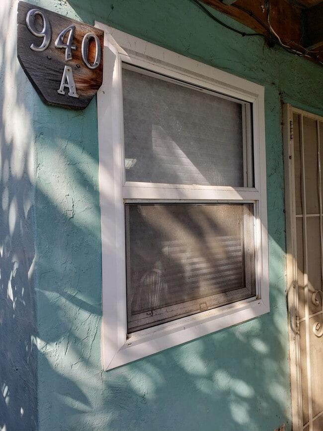 Building Photo - 940o