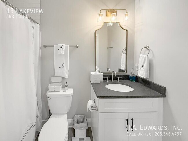 Building Photo - 13 Lakeview-