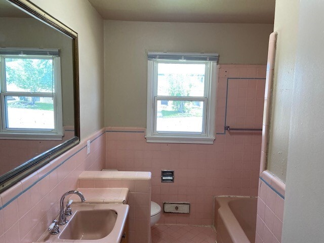 Building Photo - 419 N 22nd St