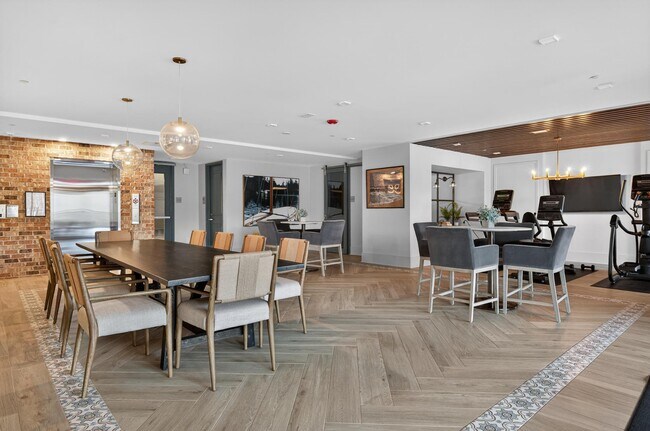 Building Photo - 76 Old Mill Bottom Rd N