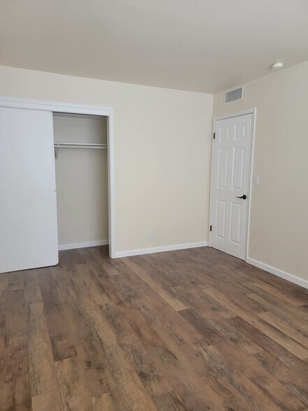 Building Photo - 628 E Drachman St