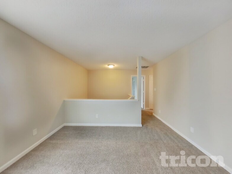 Building Photo - 9546 Gull Lake Dr