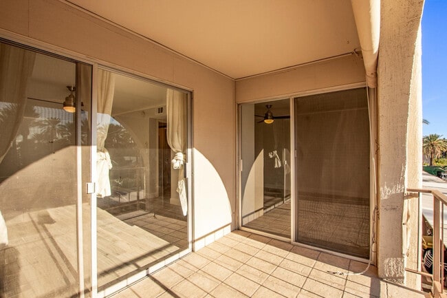 Building Photo - 4727 E Lafayette Blvd