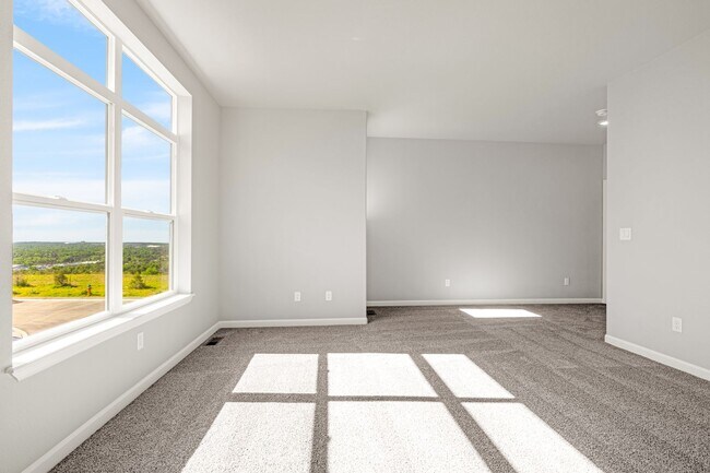 Building Photo - Brand New Luxury Townhome with Unparalleled Pikes Peak & Front Range Views