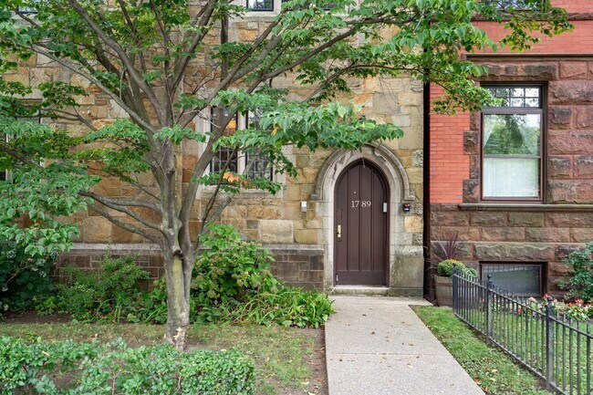 Building Photo - 1789 Beacon St