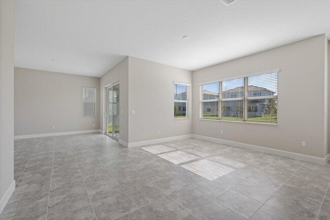 Building Photo - 14965 RedCove Pl