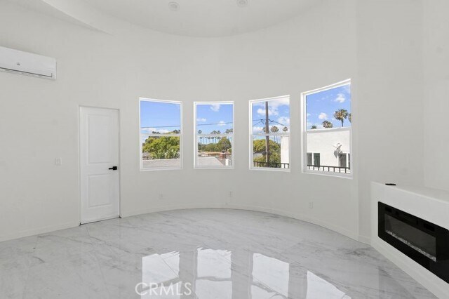 Building Photo - 1580 San Bernardino Pl