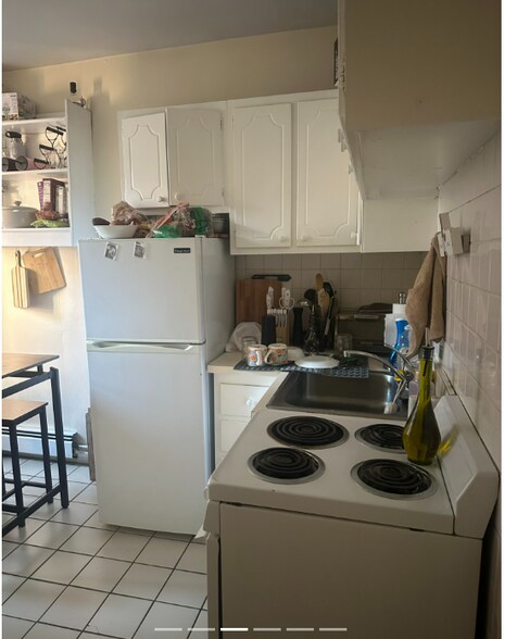 Building Photo - 32 Gordon St