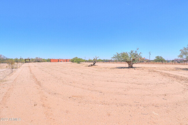 Building Photo - 49749 W Pampas Grass Rd