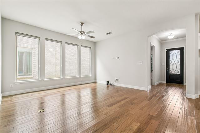 Building Photo - 17652 Sequoia Dr