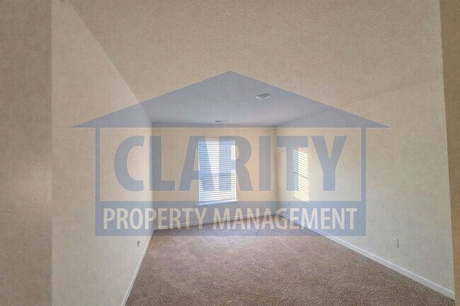 Building Photo - Four-bedroom home in a spacious cul-de-sac lot!