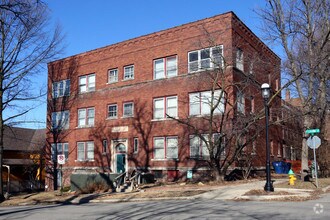 Building Photo - Pleasant Street Apartments
