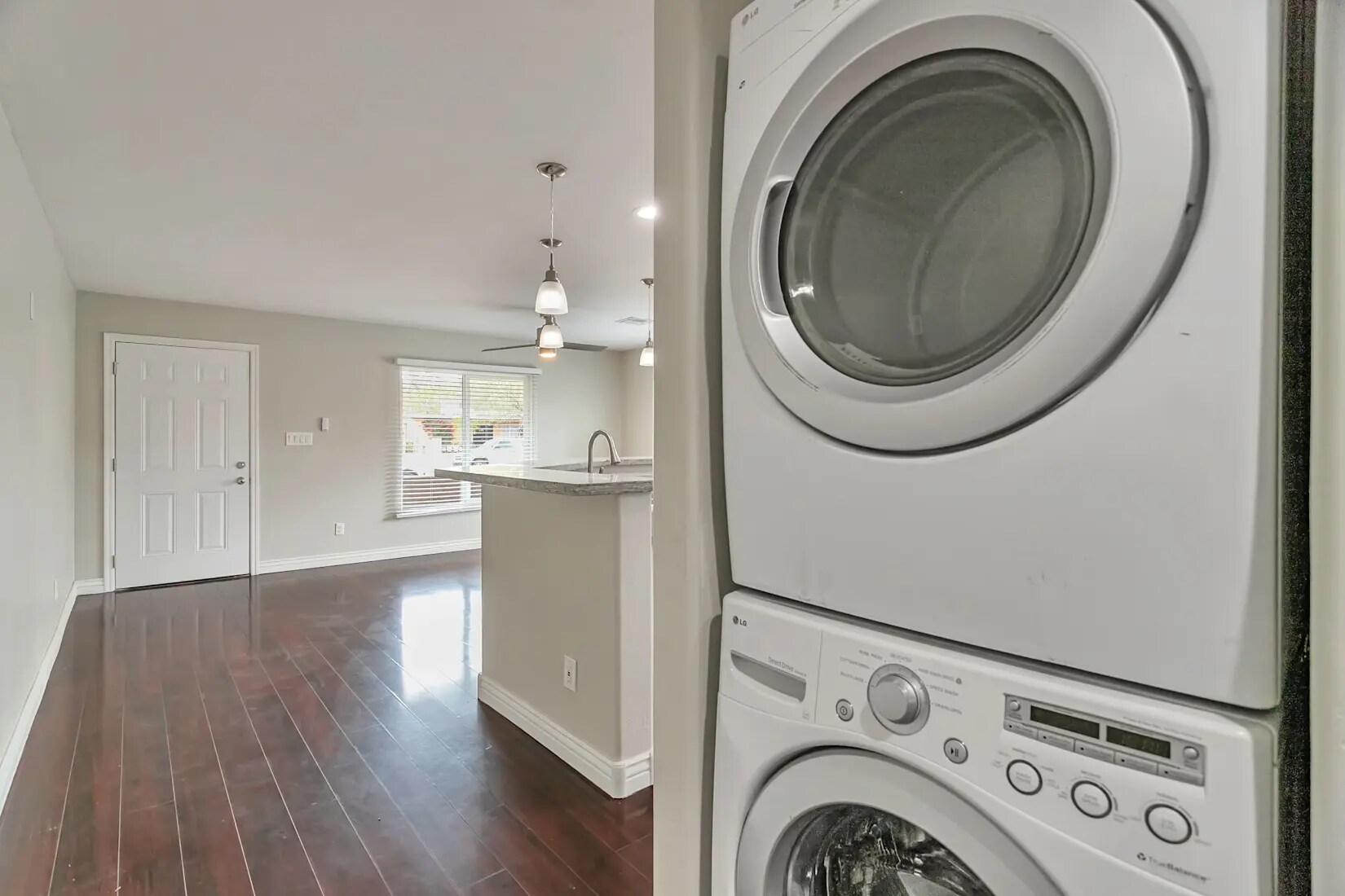 Building Photo - 5206 S 11th Ave