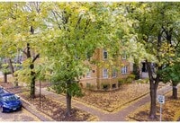 Building Photo - 3703 N Hoyne Ave