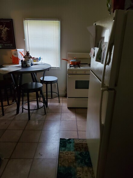 Building Photo - 2862 N Olney St