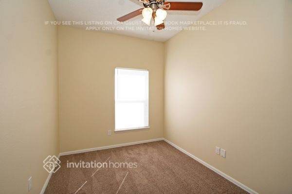 Building Photo - 1613 Stanley Ave