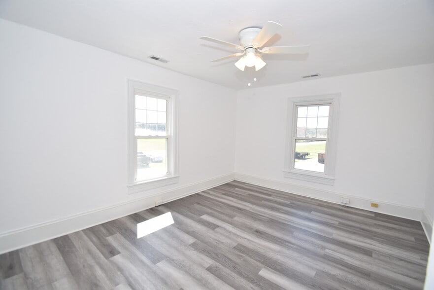 Bedroom - 11933 Worcester Hwy