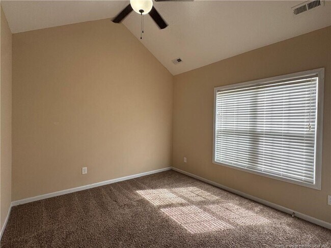 Building Photo - 134 Whitetail Ct