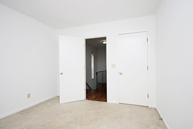 Building Photo - Dog-Friendly Rental Near Downtown & UVA