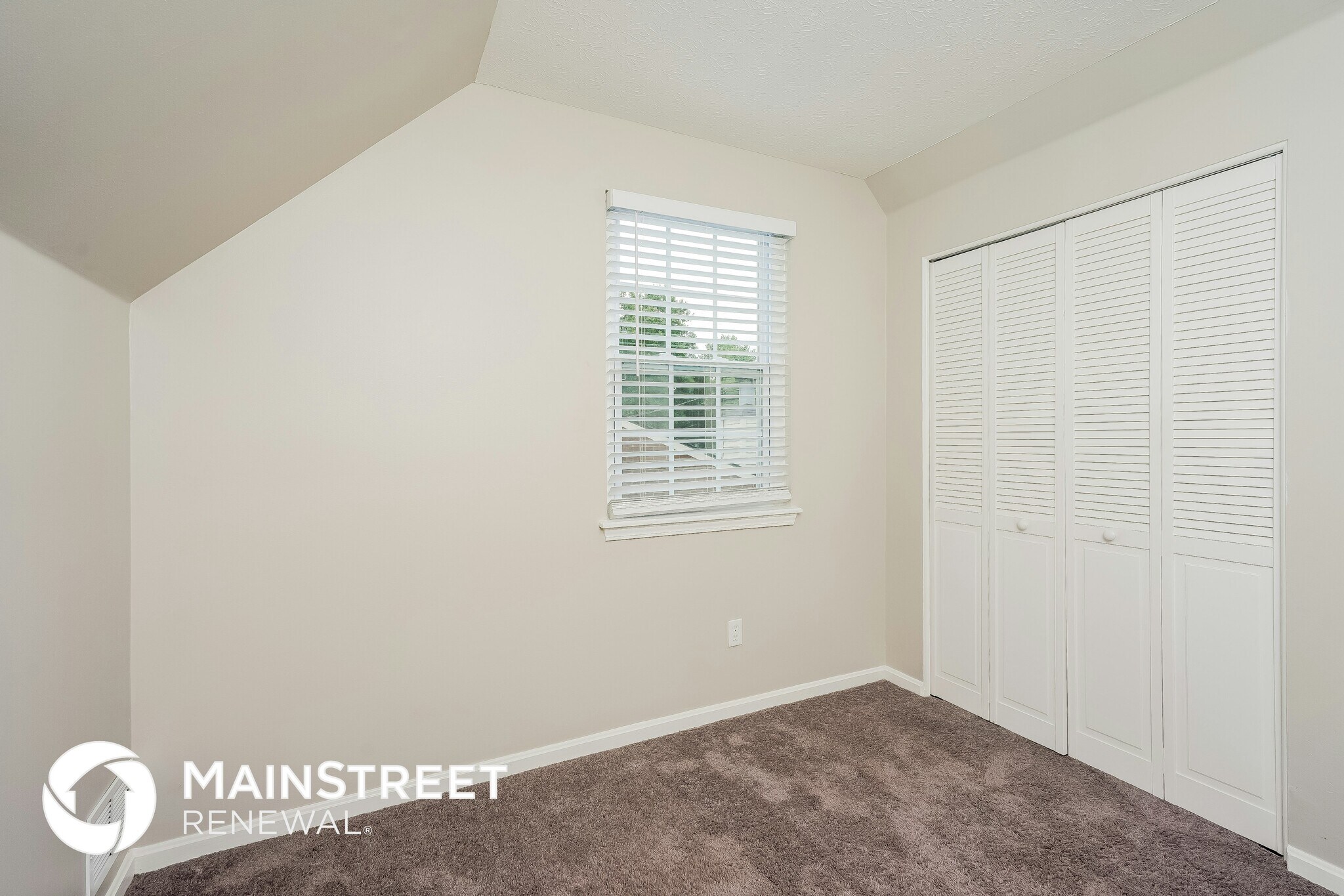 Building Photo - 1214 Keane Ave