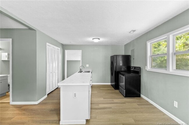 Building Photo - 5100 Malloy Cir