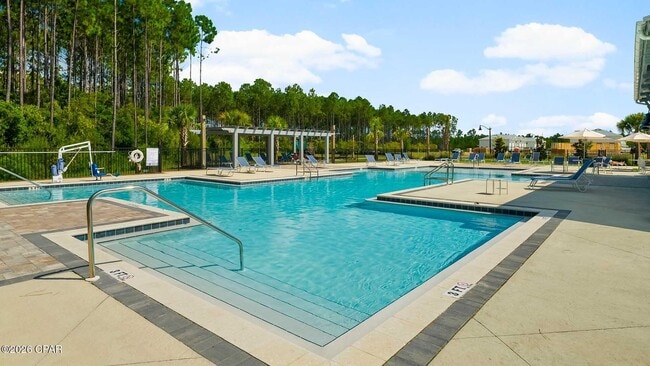 Building Photo - 444 Melrose Wy