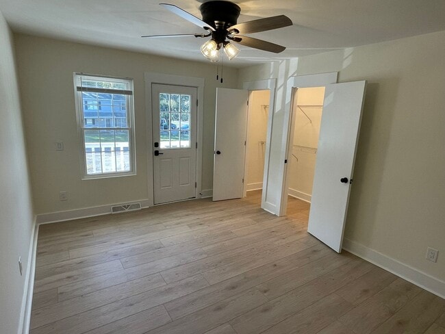 Building Photo - Available March 16th. Water included. RENOVATED 2 BR/1.5 BA Townhouse in the Heart of James Island!
