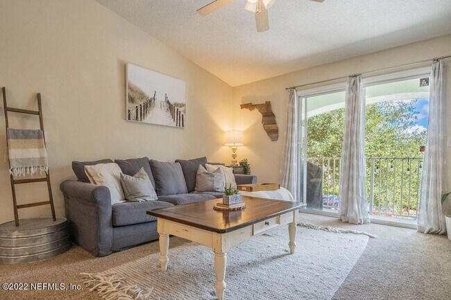 Building Photo - 13808 Herons Landing Way