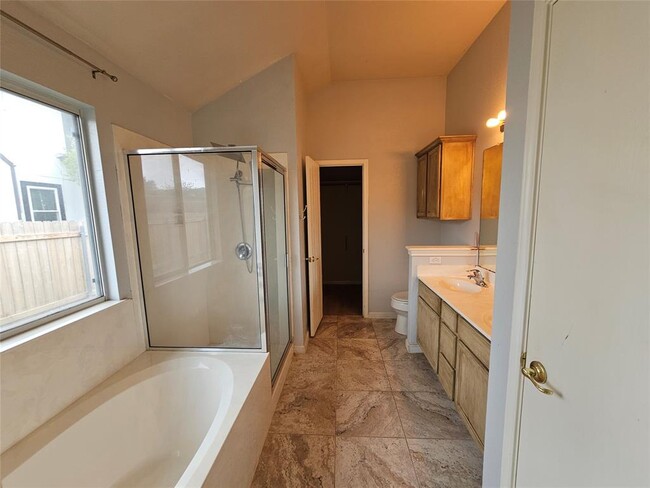 Building Photo - 110 Lakemont Dr