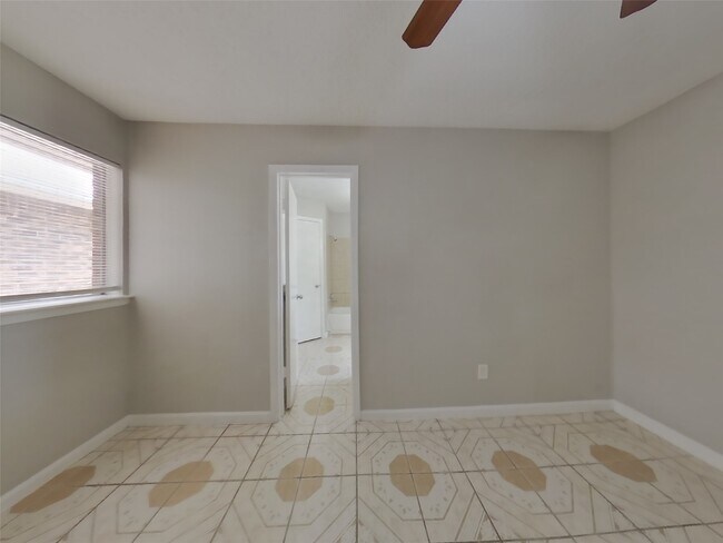 Building Photo - 7434 Tetela Dr