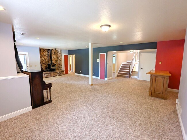 Building Photo - Beautiful Home In Monument
