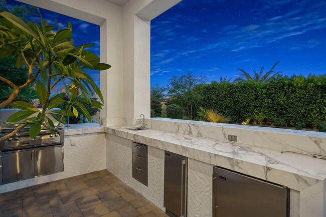 Building Photo - 81439 Merv Griffin Way