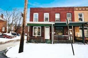 Building Photo - 1156 1/2 South Ave