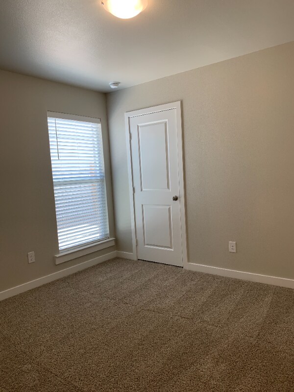 Building Photo - 1713 134th St