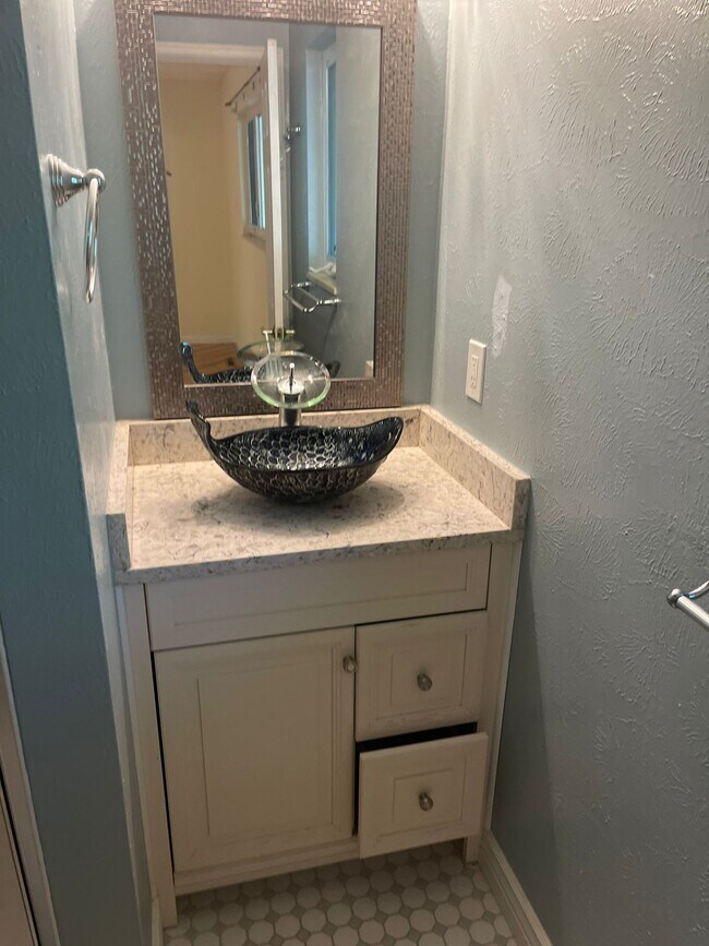 Building Photo - 7480 Mount Meeker Rd