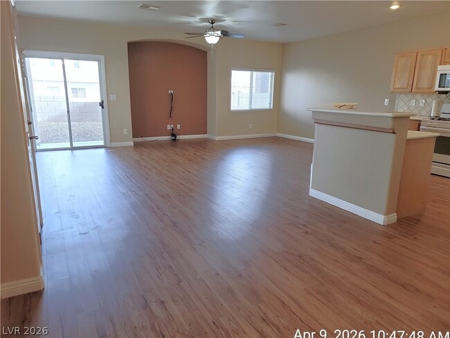 Building Photo - 8808 Tom Noon Ave