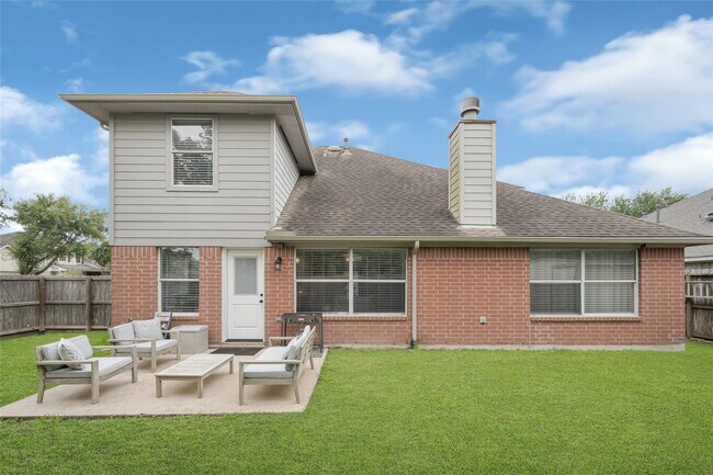 Building Photo - 4102 Caneshaw Dr