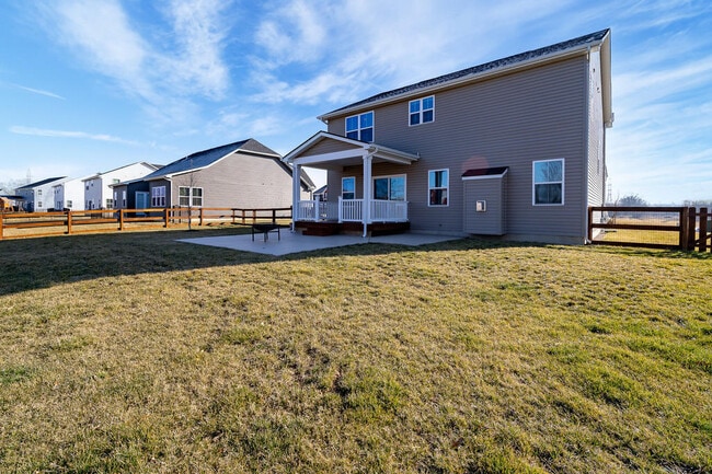 Building Photo - 2049 Creswell Dr