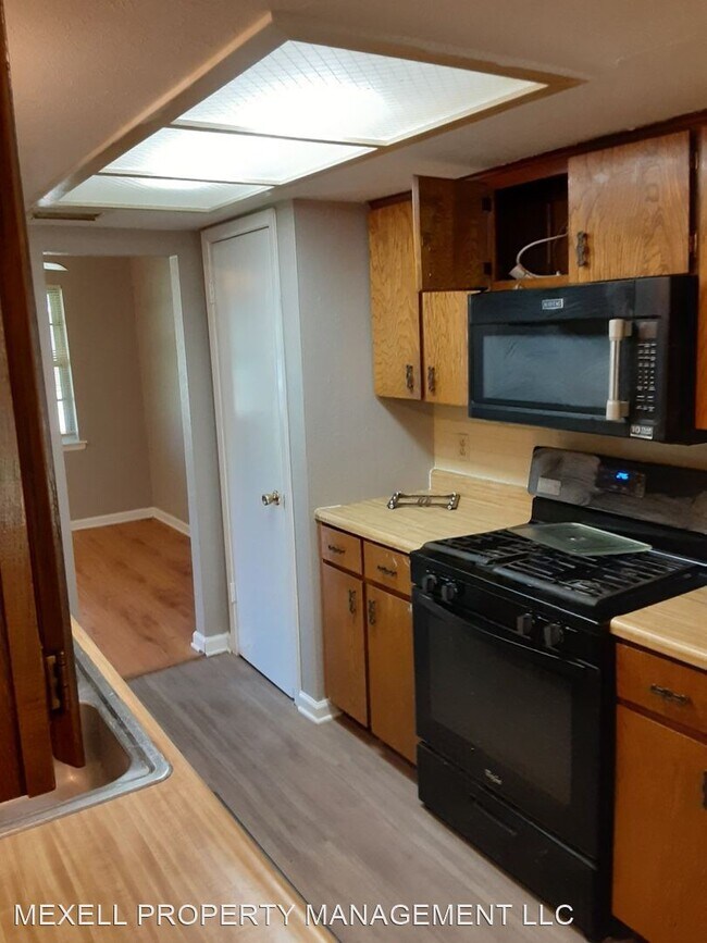 Building Photo - 3 br, 2 bath House - 2804 LAMBERT DR