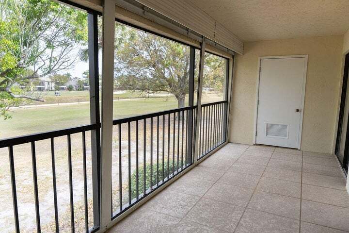 Building Photo - 602 Pinecrest Cir