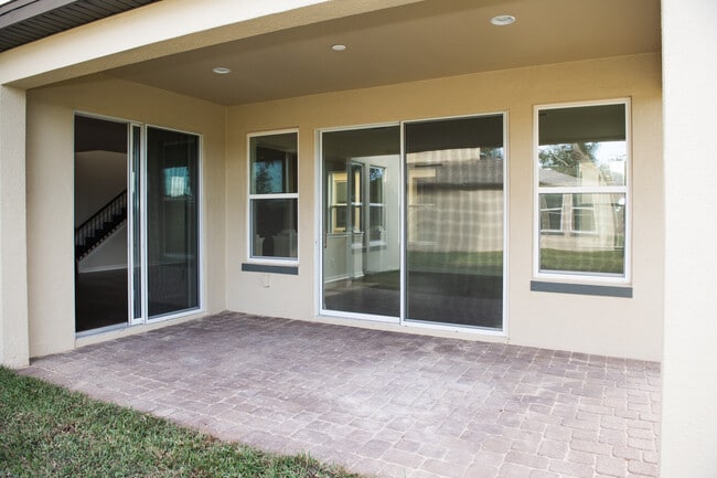 Building Photo - 17361 Bal Harbour Dr