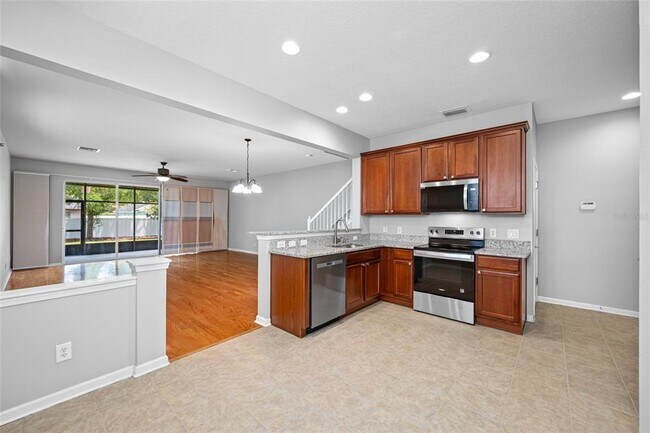 Building Photo - 10135 Westpark Preserve Blvd