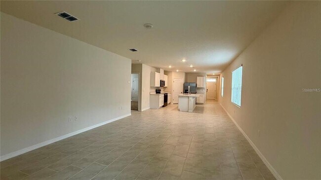 Building Photo - 3314 Pine Lily Ave