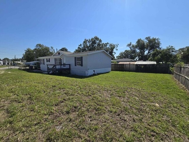Building Photo - 127 Knollwood Dr
