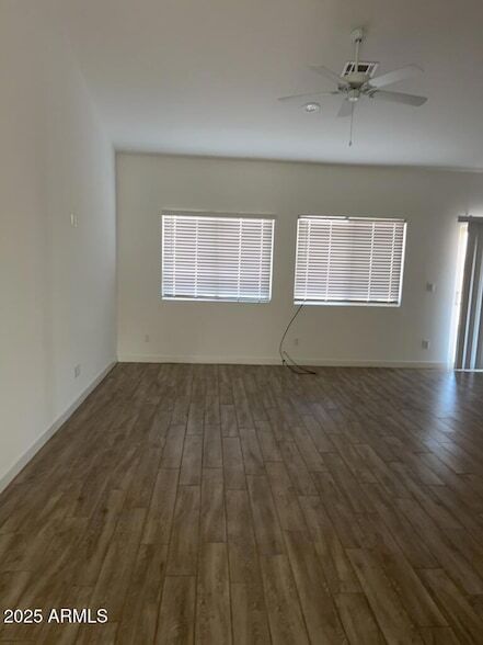 Building Photo - 3650 N Hohokam Dr