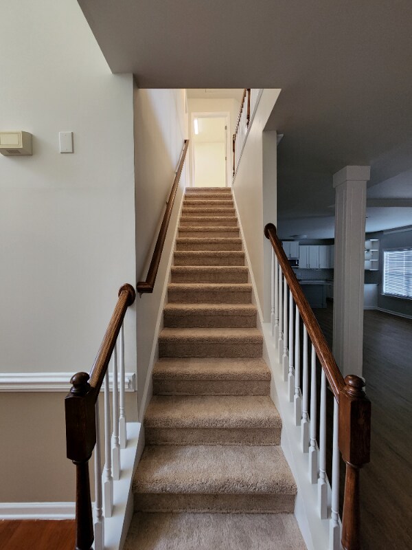 Building Photo - 317 Timber Meadow Lake