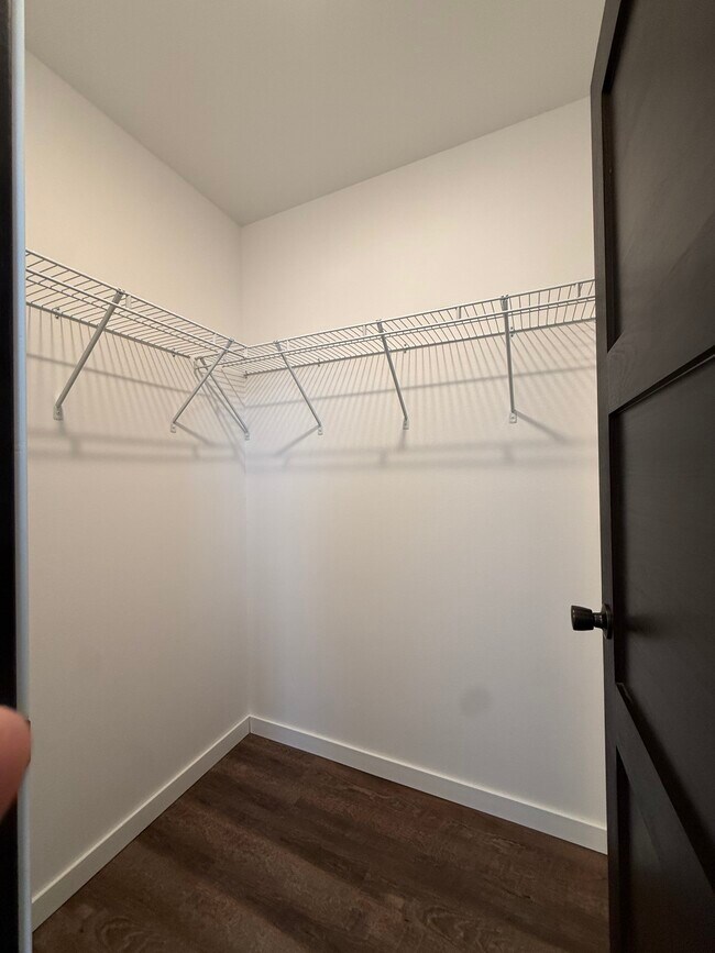 Building Photo - 5513 164th St