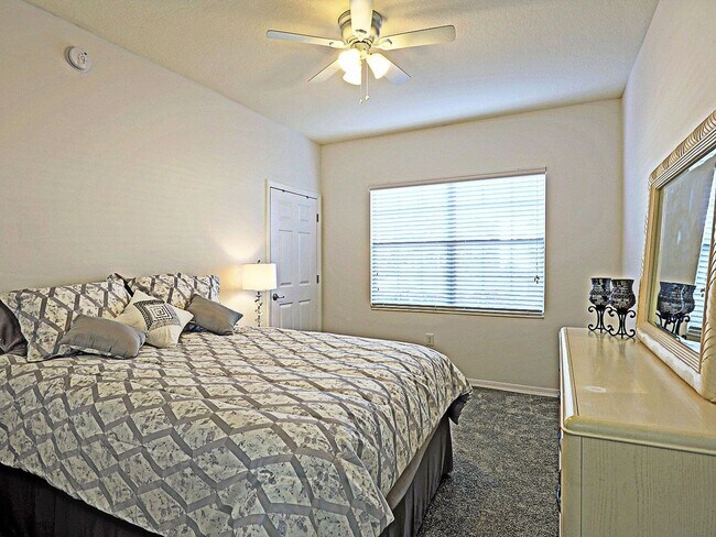 Building Photo - 15645 Ocean Walk Cir