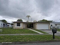 Building Photo - 9410 NW 24th Pl