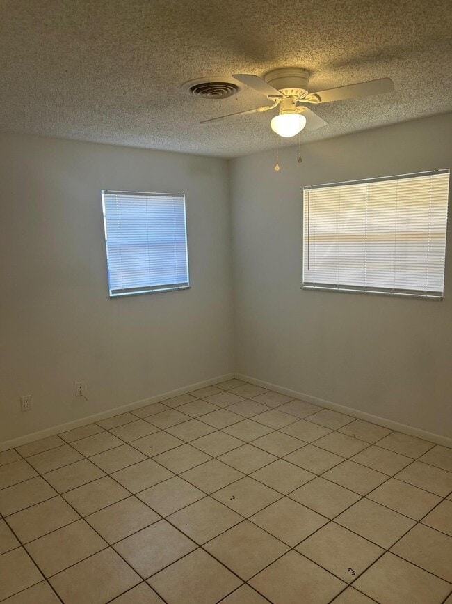 Building Photo - 2349 NE Rustic Way